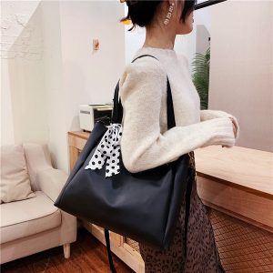 Leisure Ladies Large -Capacity Bag Autumn And Winter New Trendy Fashion  Bag